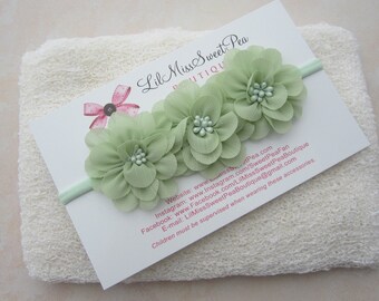 Cream Knit Wrap AND/OR Matching Green Triple Flower Headband, photo shoots, newborn swaddle wrap, bebe foto, Lil Miss Sweet Pea