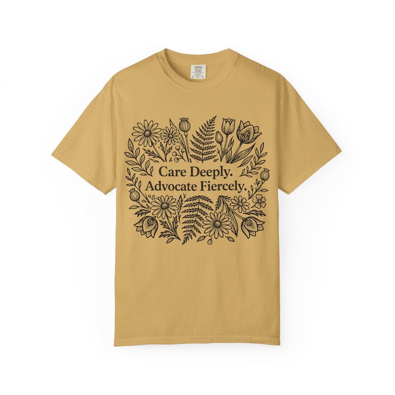 Camiseta de trabajador social, terapeuta, defensa, ayuda profesional, profesional de la salud mental, estampado floral imagen 6
