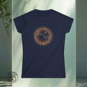 Té energético Qigong | Camiseta Círculo Amanecer | Camiseta Flujo Zen | Top para práctica espiritual | Camiseta gráfica meditativa imagen 4