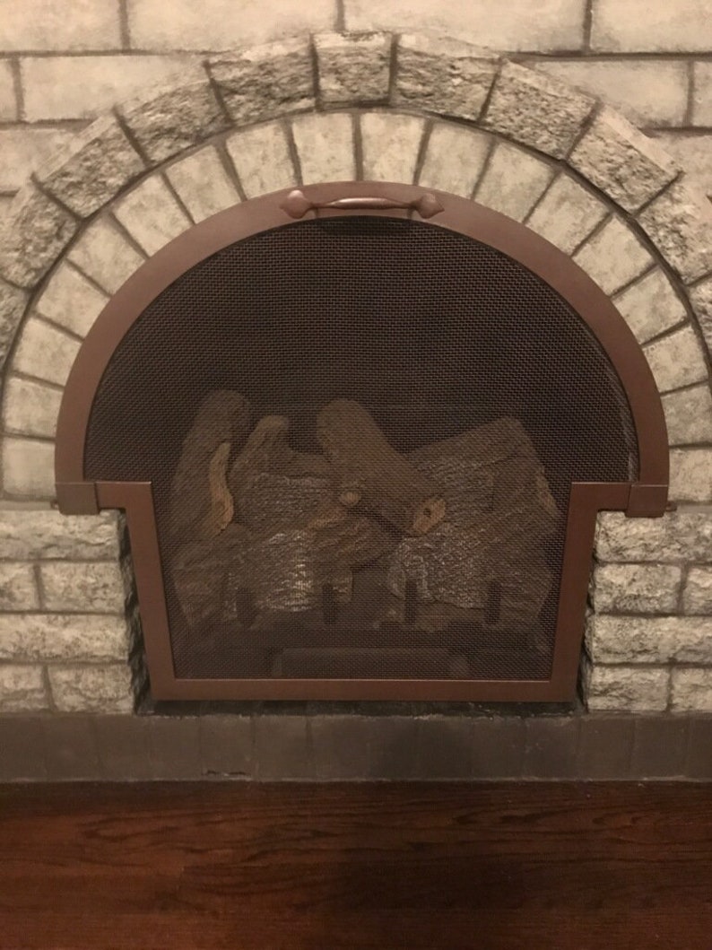 Arched Fireplace screen image 4