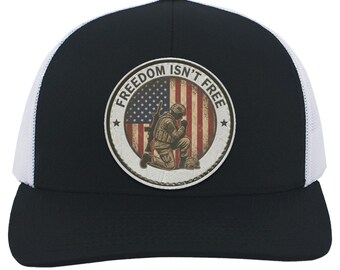Truckerpet patriottische knielende soldaat | Patch van imitatieleer, Amerikaanse vlag, militaire stijl