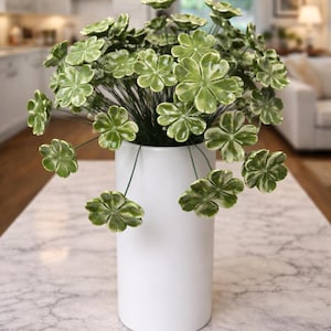 Fake Flowers Ceramic Four Leaf Clover Stakes Handmade Faux Flowers Garden Decor