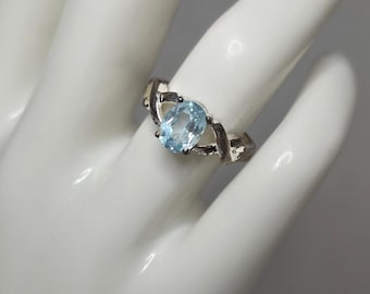 925 Sterling Silver Blue Topaz Ring Size 7 Oval Faceted Solitaire Bypass Band