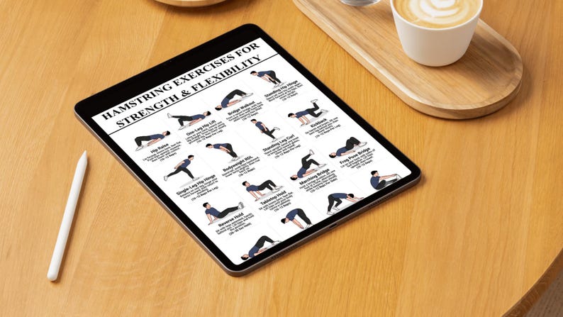 K&ouml;nnte beinhalten: Ein digitales Tablet zeigt eine &Uuml;bersicht mit dem Titel Hamstring Exercises for Strength & Flexibility, die zw&ouml;lf illustrierte Figuren bei verschiedenen Bewegungen mit beschreibenden Texten und Wiederholungszahlen f&uuml;r jede &Uuml;bung darstellt.