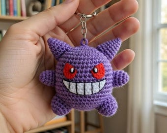 Schema all'uncinetto per portachiavi Gengar: giocattolo amigurumi Pokemon (file PDF)