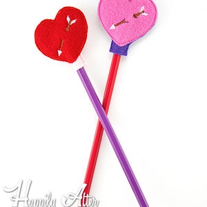 Valentines day gift - Pencil Toppers - class party favor - Heart