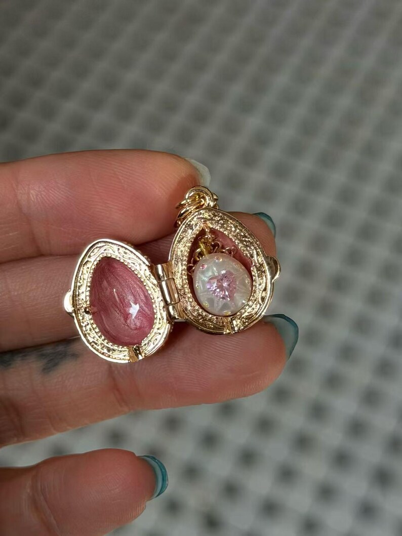 Pear Locket Hand Carved Pearl Locket Pendant, Pink Zircon, Unique Metal Jewelry - Etsy
