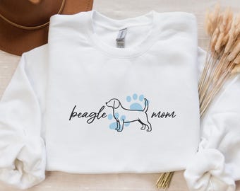 Beagle Mom Paw Print Sweatshirt, Gift for Beagle Lover, Dog Owner Clothing, Dog Mom Shirt, Pet Parent, Trendy Women's Shirt, Beagle Mom Gift