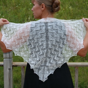 Triangular Lace Shawl &quot;Liliana&quot;, Knitting Pattern, PDF download