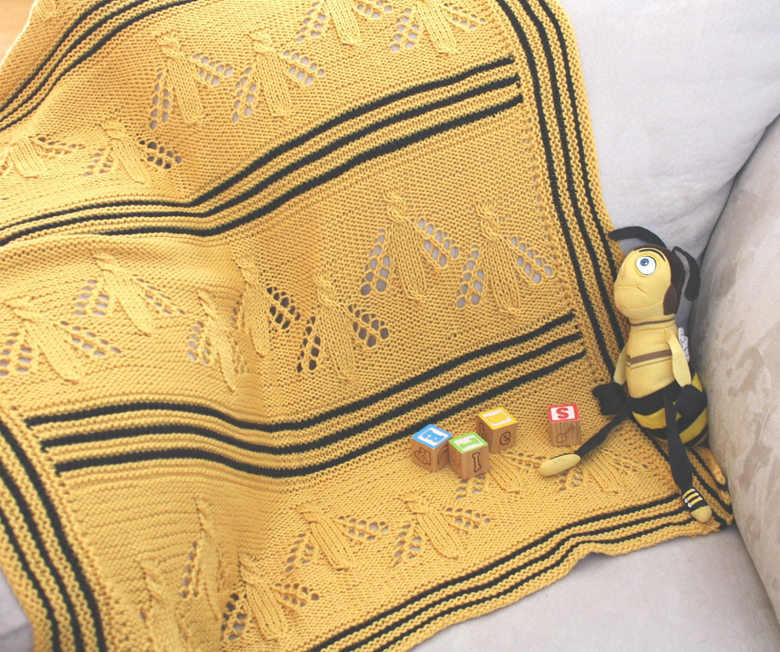 Buzzy Bee Baby Blanket Knitting Pattern PDF Etsy