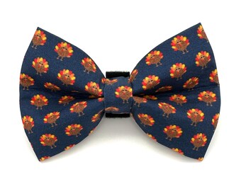 Turkey Print Dog Bow Tie - Festive Fall Pet Collar Accessory