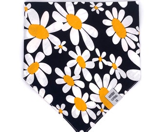 Daisy Dog Bandana - 60s Dog Bandana - Summer Dog Bandana - Hippie Dog Bandana - Flower Power- Boho Dog Bandana