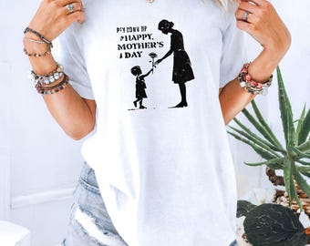 Garment-Dyed Mom and Child Silhouette Flower Tee – Vintage Mother's Day Shirt