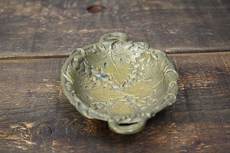 Leaf Motif Brass Ring Dish Vintage Brass Trinket Dish Home Decor Brass Coin Dish