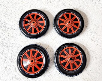 Ruedas de juguete de hojalata antiguas, suministros de montaje, recuperadas, juego de cuatro, n.° 5719