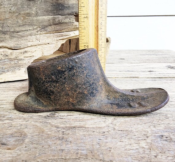 Vintage Cobbler Cast Iron Shoe Form, Dark Brown, Aged… Gem