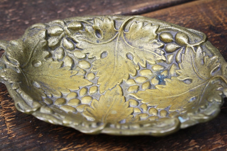 Leaf Motif Brass Ring Dish Vintage Brass Trinket Dish Home Decor Brass Coin Dish
