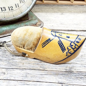 Vintage Wood Shoe Pincushion, Hanging Pincushion, Aged, Sewing Room Decor, Small Wooden Shoe Wall Hanging, #3038