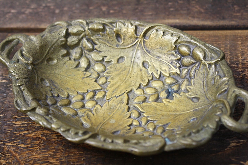 Leaf Motif Brass Ring Dish Vintage Brass Trinket Dish Home Decor Brass Coin Dish