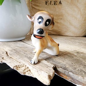 Vintage Ceramic Scratching Hound Dog Figurine Made in Japan, Cartoon Style Hound Dog, Good Condition, Collectible, Home Accent, #4651