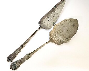 Pair of Mismatched Tarnished Serving Pieces, Pie Server and Large Flat Spoon, Home Accent, Not For Food Use, #5846