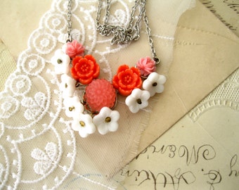 Vintage Flower Necklace Coral and White Floral necklace HEART BEAT Handmade Necklace Free Shipping