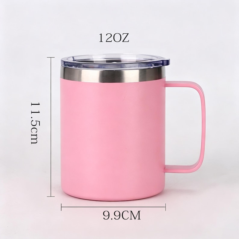 May include: A pink insulated travel mug with a handle and a clear lid. The mug is 11.5 cm tall and 9.9 cm wide, with a capacity of 120 oz. The mug has a stainless steel rim and handle.