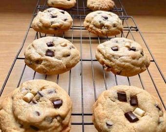Levain Style Chocolate Chip Cookie Recipes | Classic NYC, Sourdough Discard (PDF Download)
