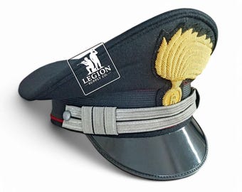オーストリア軍の軍帽 |本物の余剰品 - ハードバイザー、花飾りバッジ