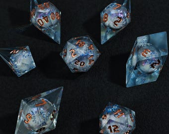Frozen Aurora Dice Set,Liquid Core Sharp Edge Dice, Handmade Resin DnD Dice