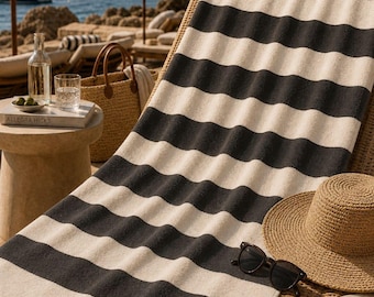 Gepersonaliseerde cabana gestreepte strandhanddoek | Vintage zwart crème European Summer Essential