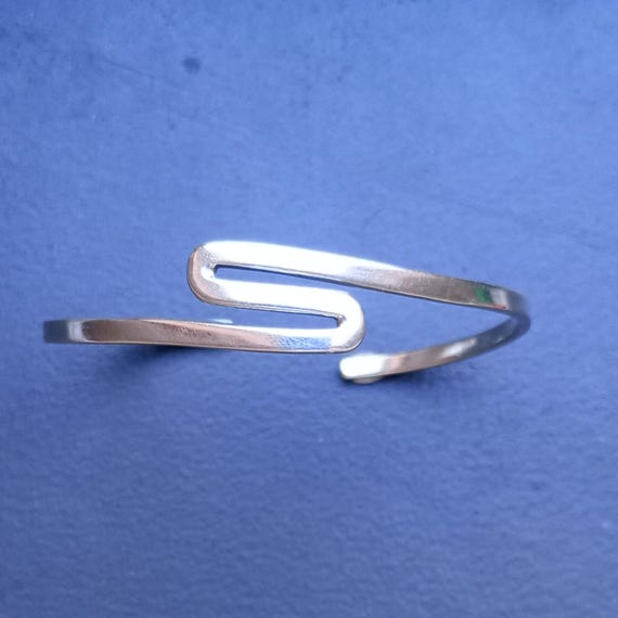 Sterling silver bangle / stackable 1990s bracelet… - image 5