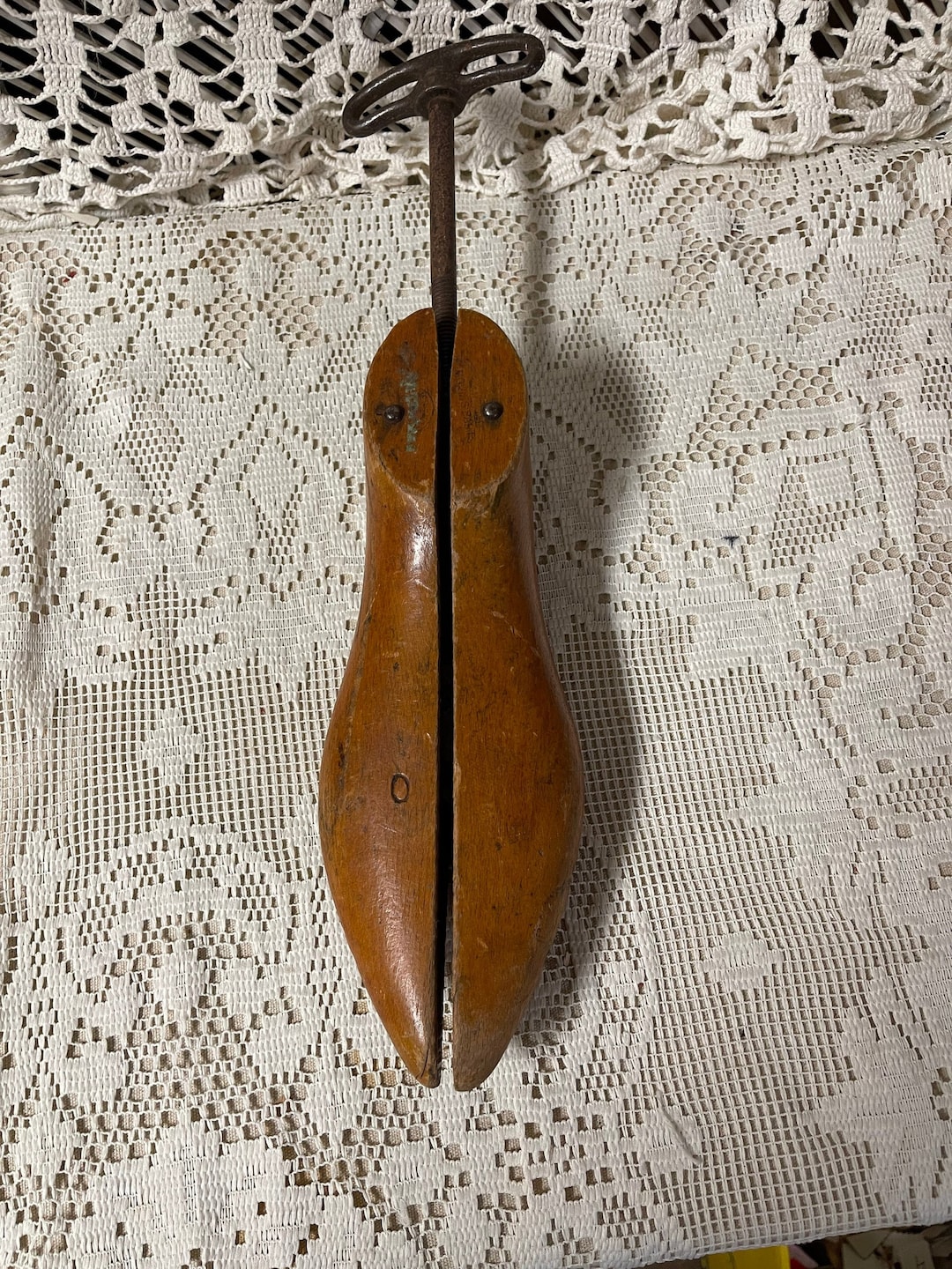 Bxtt Vintage Belcher Wood Shoe Stretcher Form With Metal Crank