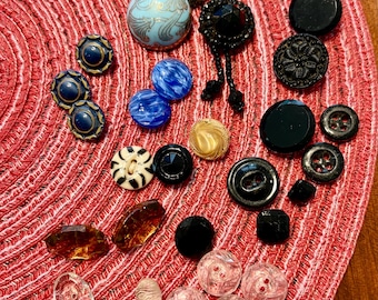 Vintage Buttons GLASS Sewing Scrapbooking Art Craft Not New Misc Sizes