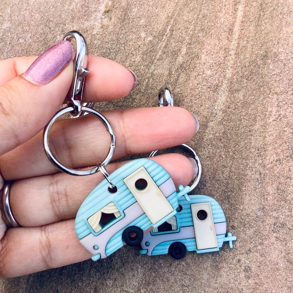 Cute Camper keychain, vintage camper key chain