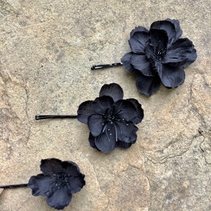 small black hair flower, black floral pin