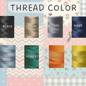 Pu&ograve; includere: Immagine che mostra una tabella colori di fili con la scritta "THREAD COLOR". I colori dei fili includono bianco, nero, talpa, grigio scuro, blu navy, bordeaux, rosa chiaro, azzurro, verde foresta, arancione, oro e lavanda.