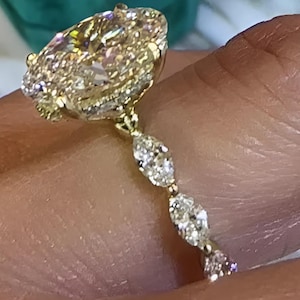 3 CT Unique Oval Cut Side Marquise Moissanite Engagement Ring 9K/10K/14K/18K Solid Gold Ring Gift For Her Wedding Ring Anniversary Ring Gift
