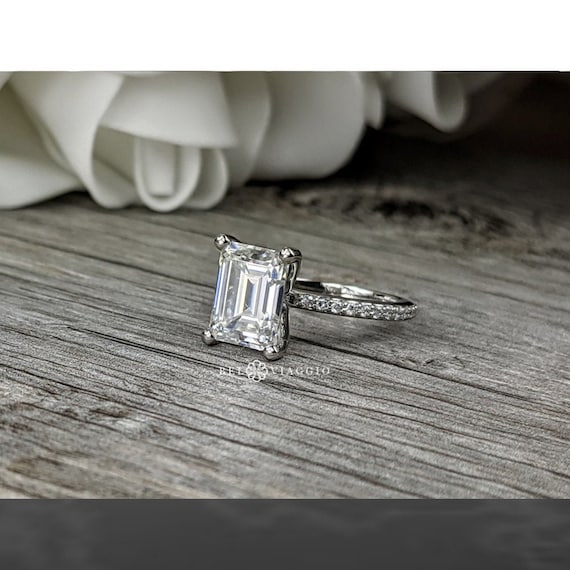 Custom moissanite engagement rings deals