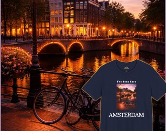 Camiseta minimalista con paisaje de la ciudad de los canales de Ámsterdam, prenda de recuerdo de viaje a Holanda.