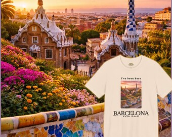 Camiseta del Parque Güell de Barcelona / Camiseta de viaje de arquitectura Gaudí / Recuerdo de la hora dorada en España