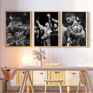 Zestaw 3 plakatów ściennych Ilia Topuria, cyfrowe wydruki mistrzów UFC, zestaw plakatów z zawodnikami MMA, czarno-białe dekoracje sportowe, zestaw wydruków Victory