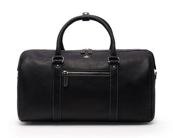 Classic Black Leather Duffel Bag with Zipper Pocket