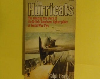 1979 Hurricats Ralpha Barkera – opowieść o pilotach statków handlowych uzbrojonych w katapulty podczas II wojny światowej