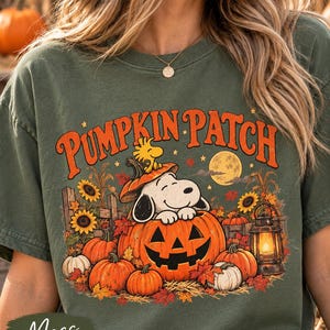 Snoopy pumpalapp-skjorta, vintage Halloween-t-shirt, hösttröja i bekväma färger, pumpa-t-shirt med läskiga säsonger, söt höstgrafik, Halloween-present