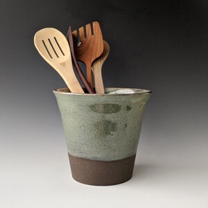 ceramic vase, utensil holder, kitchen tool holder, pottery vase