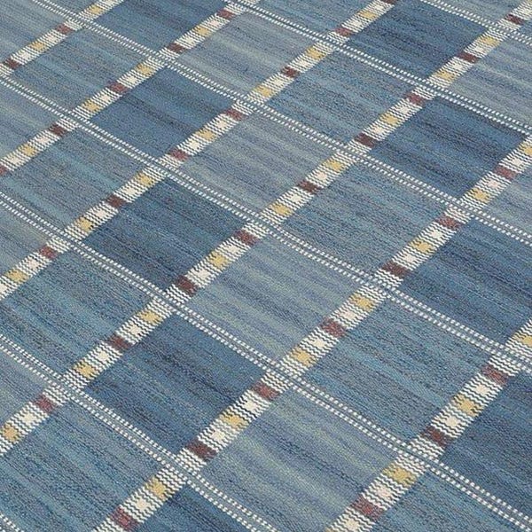 Niebieski dywan w kratkę Kilim | Ręcznie tkany wełniany dywan skandynawski o splocie płaskim