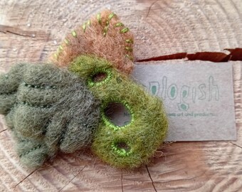 Lichen Brooch – Microscopic Lichen Needle Felted & Embroidered Textile Art
