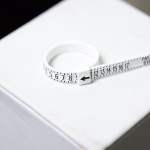 Ring Sizer/ Finger Sizer/ Ring Sizer Guide/ Adjustable