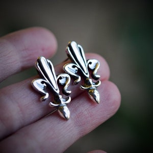 Fleur De Lis Earrings/ Sterling Silver/ Post Earrings/ Dangle Earrings